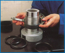 RES Rubber Engineering Services, Aberdeen Scotland - seal gauging